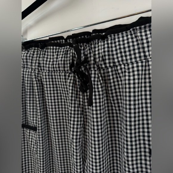 EUC SHEIN Gingham Wide Leg Pants - Picture 10 of 12
